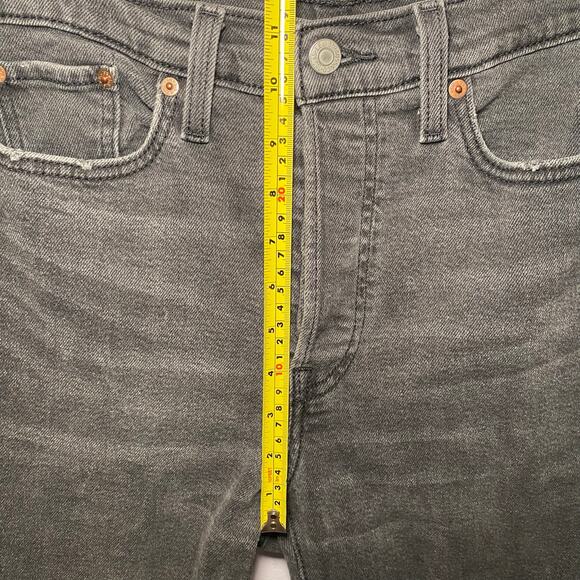 Levi's Wedgie Straight Jeans Black Gray Distressed Button Fly Women size 29 x 28 - Picture 13 of 14